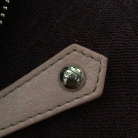 Be&d Pink Leather Studded Zip Around Wallet 💕 - Picture 2 of 8